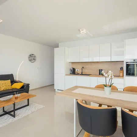 Apartment Luton