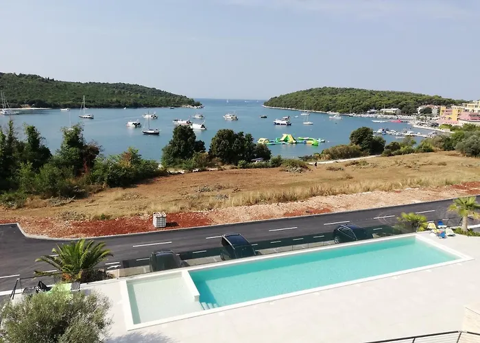 Luton Apartman Banjole